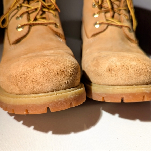 Timberland premium 6in waterproof boots - woman's US size 9 1/2 - Picture 5 of 7